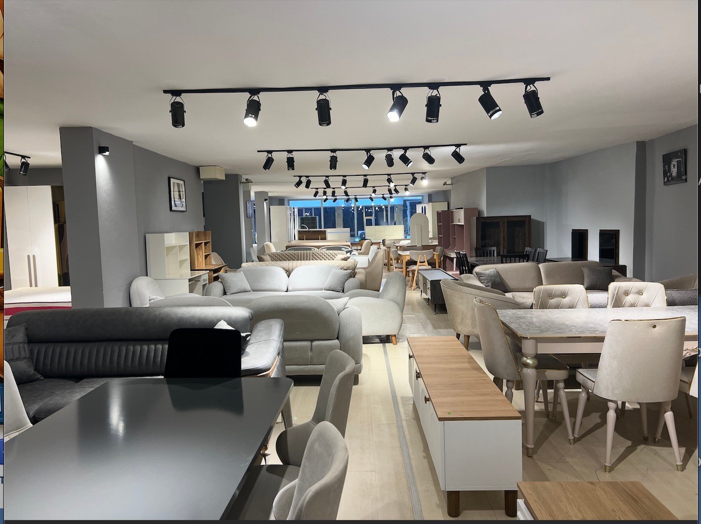 Showroom Detay Kare 5